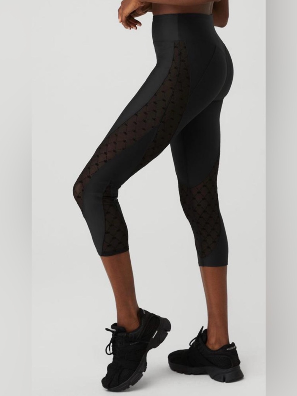 Alo Yoga Women's Airlift Mesh High-Waist Celeste Capri leggings, Size Small 7/8